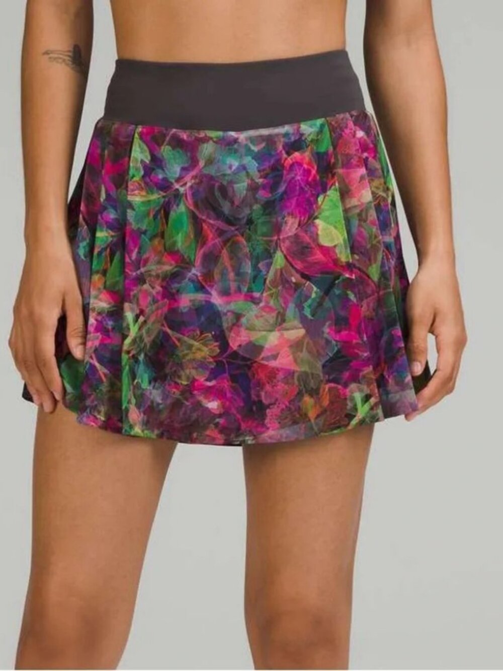 Lululemon Vivid Floral Tone Multi Side Pleat High Rise Tennis Skirt